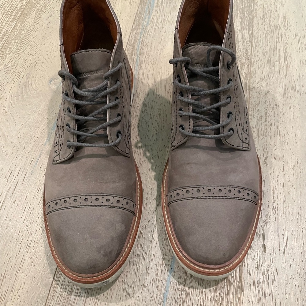 Frye Joel Brogue, size 8.5